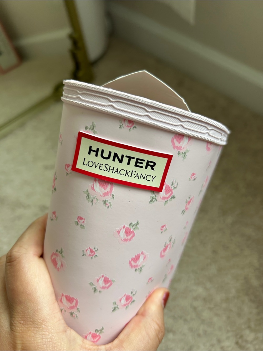Hunter *LoveFancyShack rain boots. Size 8 - Picture 6 of 17